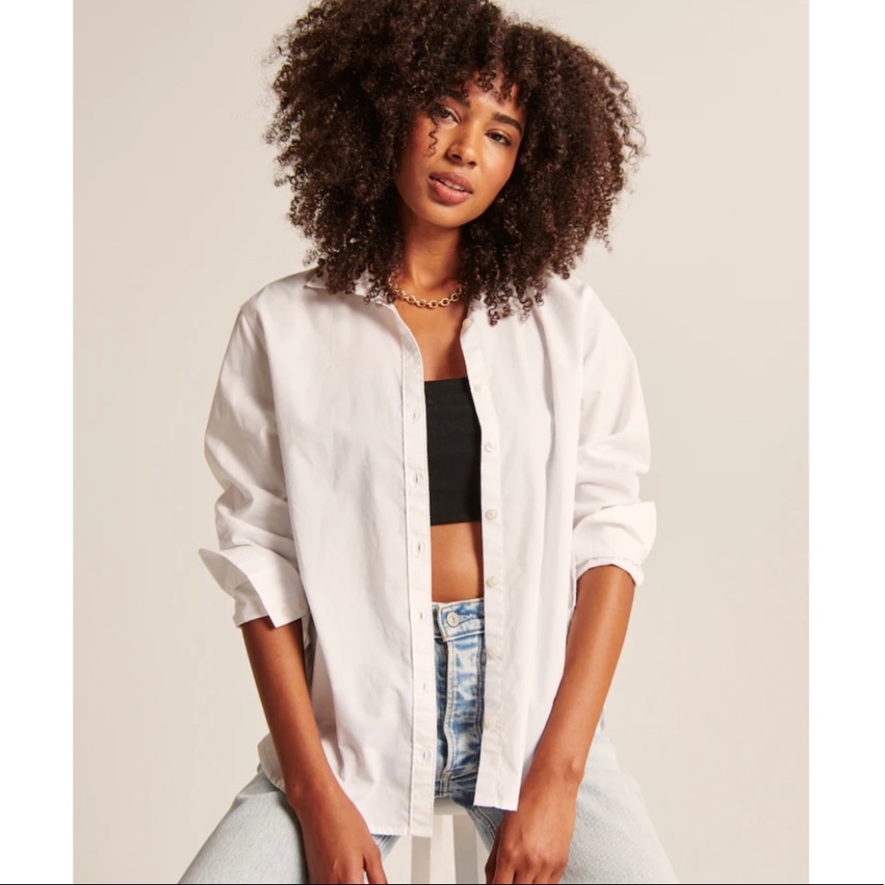90’s Oversized Button-Up Shirt